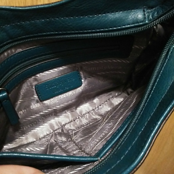 SIMPLY VERA Vera Wang Crossbody Purse Bag - Picture 7 of 8